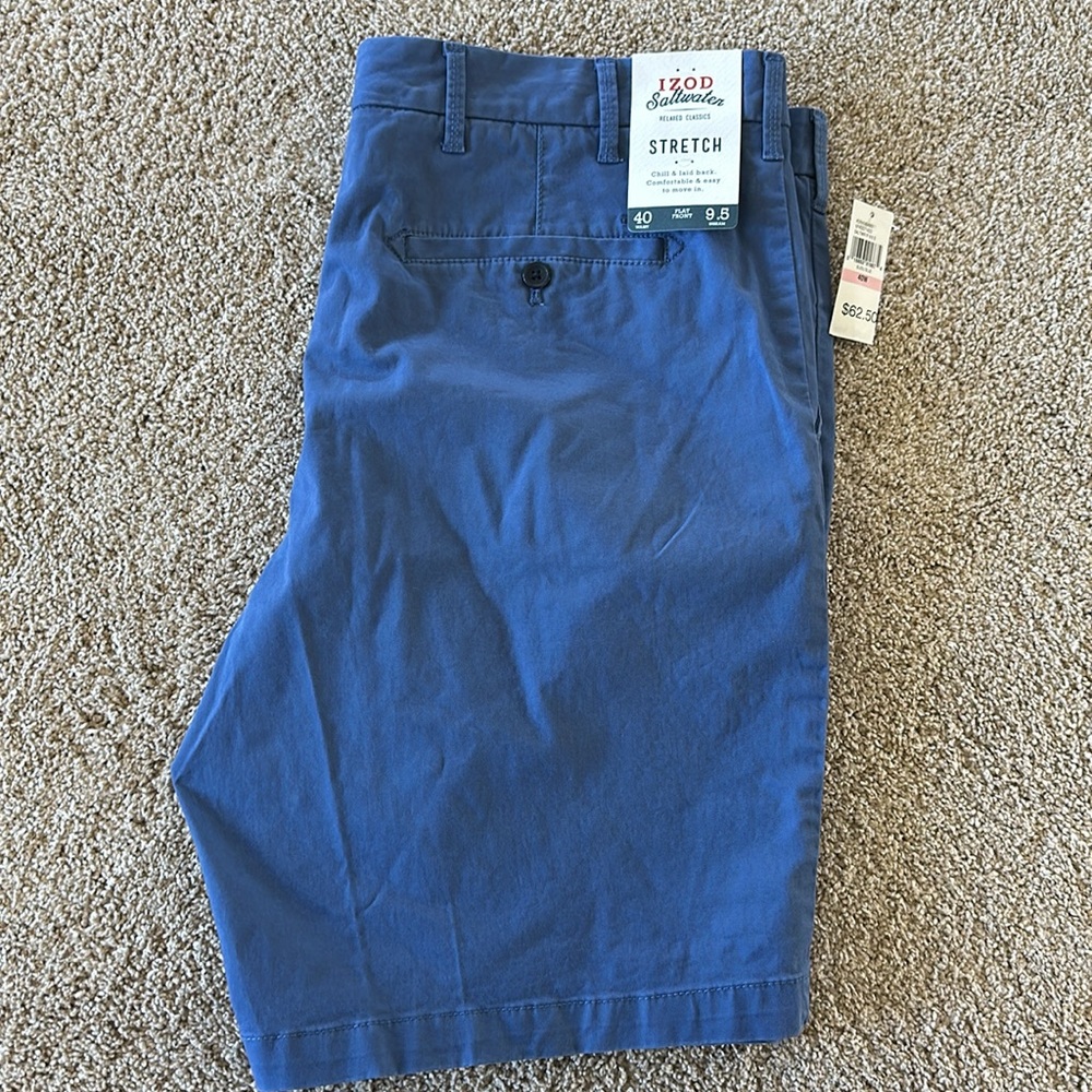 NWT! Izod Flat Front Blue Shorts size 40